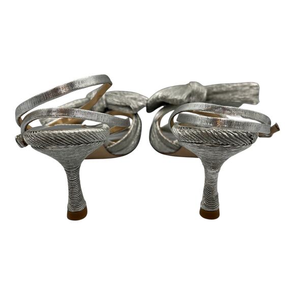 Badgley Mischka Metallic Pleated Bow Kitten Heel Sandals Silver Size 6 - Picture 4 of 8